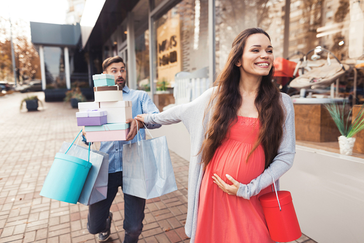 Update Your Wardrobe With A Few Pregnancy Friendly Pieces